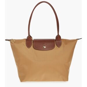 Longchamp le pliage medium tote in Fawn